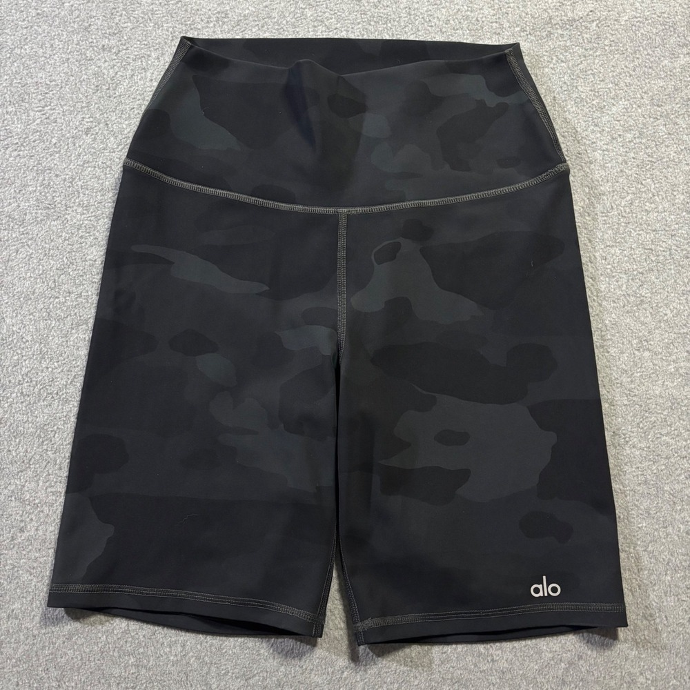 Alo Yoga Biker Shorts Women's Size M Black Camo High Waist Athletic Compression